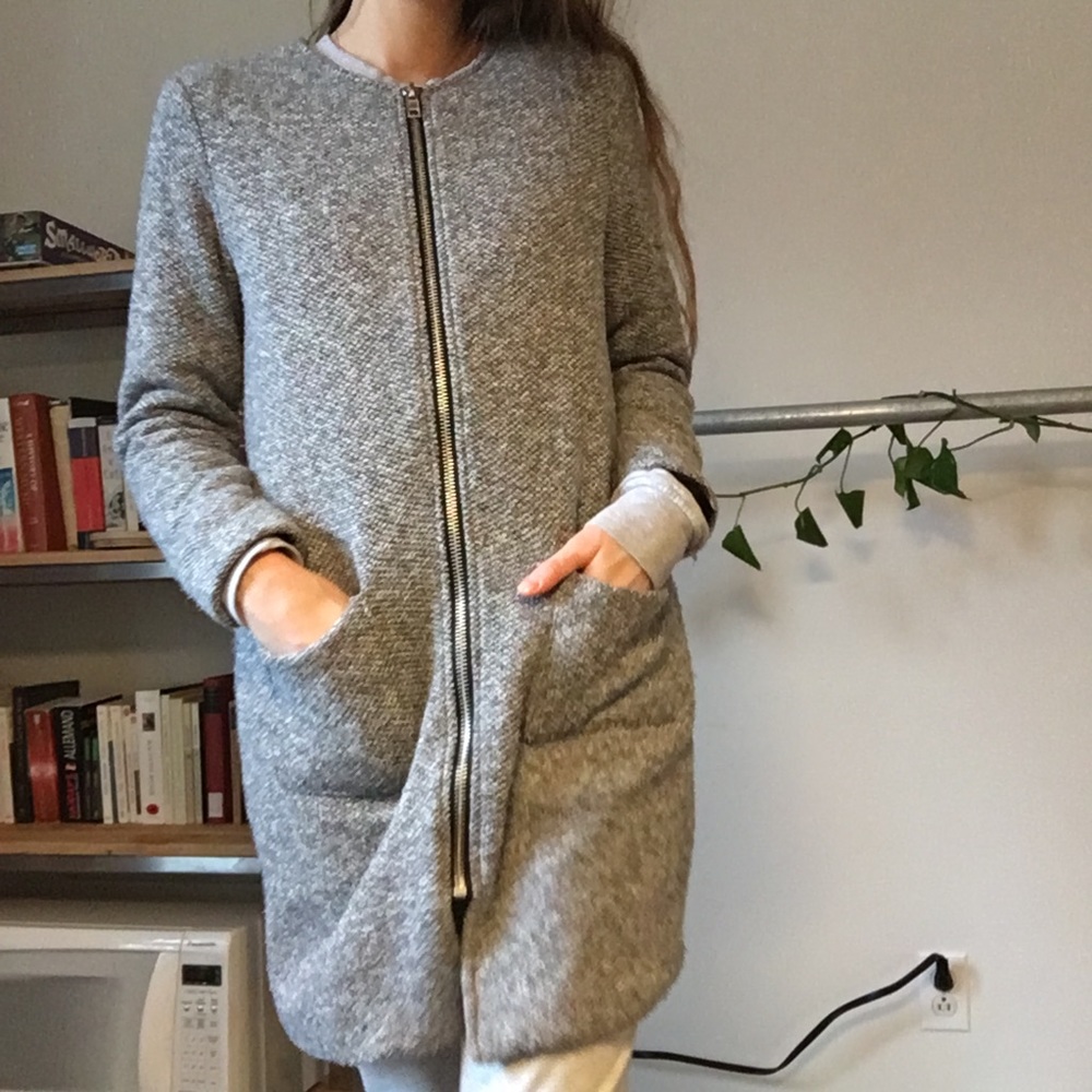 Grey knit jacket - Picture 3 of 9